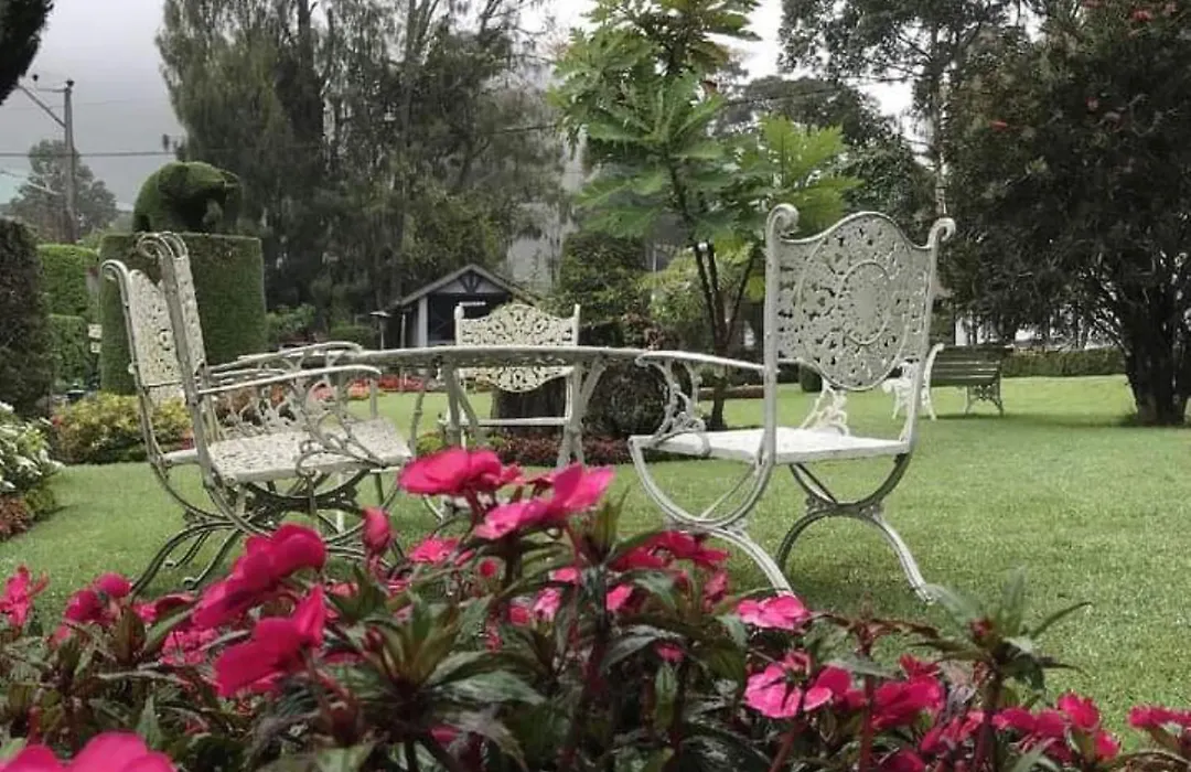 Hotel Glendower-1